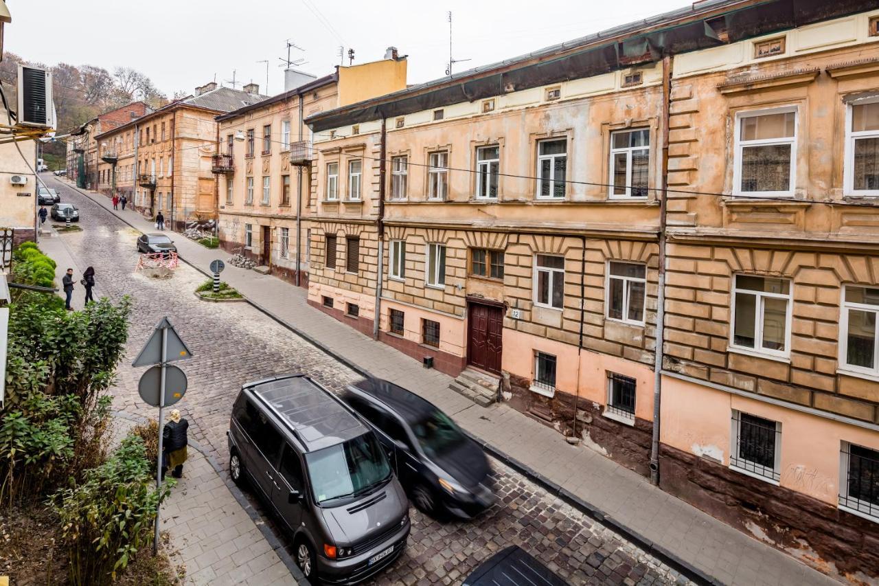 Old Town Cosy Apartment Львов Экстерьер фото